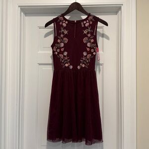 Gorgeous Dress - NEW!!